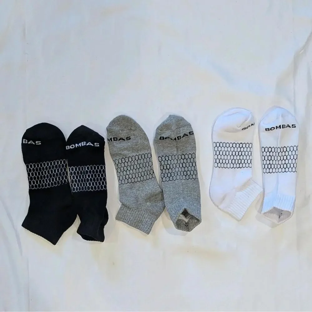 Bombas Ankle Socks LARGE – 3-Pair Bundle Black Gray White Honeycomb Cushioned